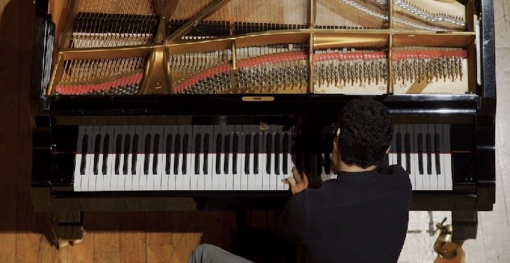 Concierto para otras manos